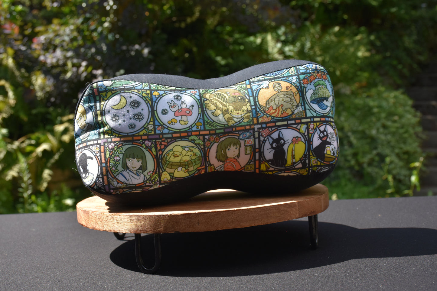 Leseknochen "Ghibli Window"