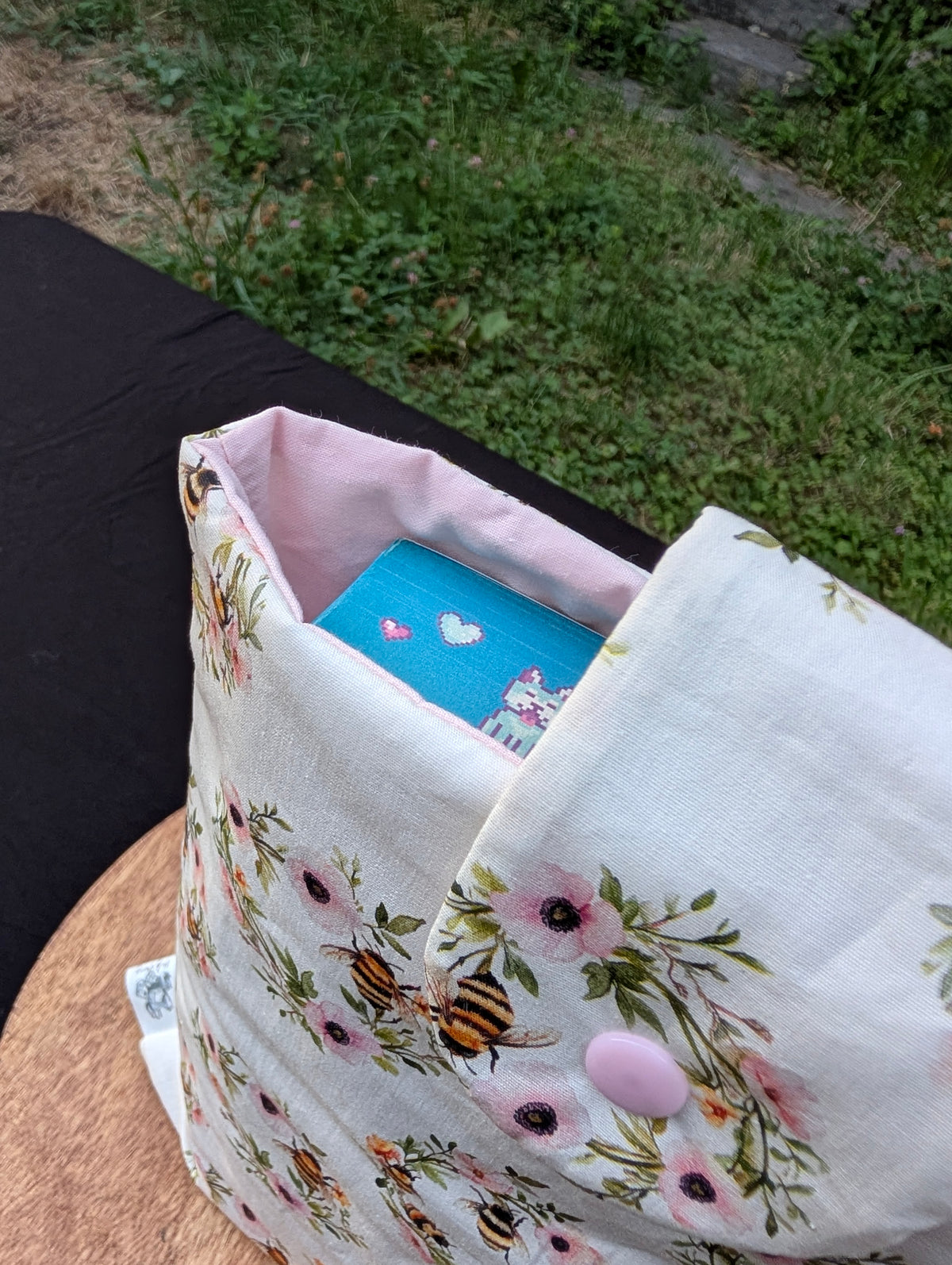 Booksleeve *Honey Bloom*