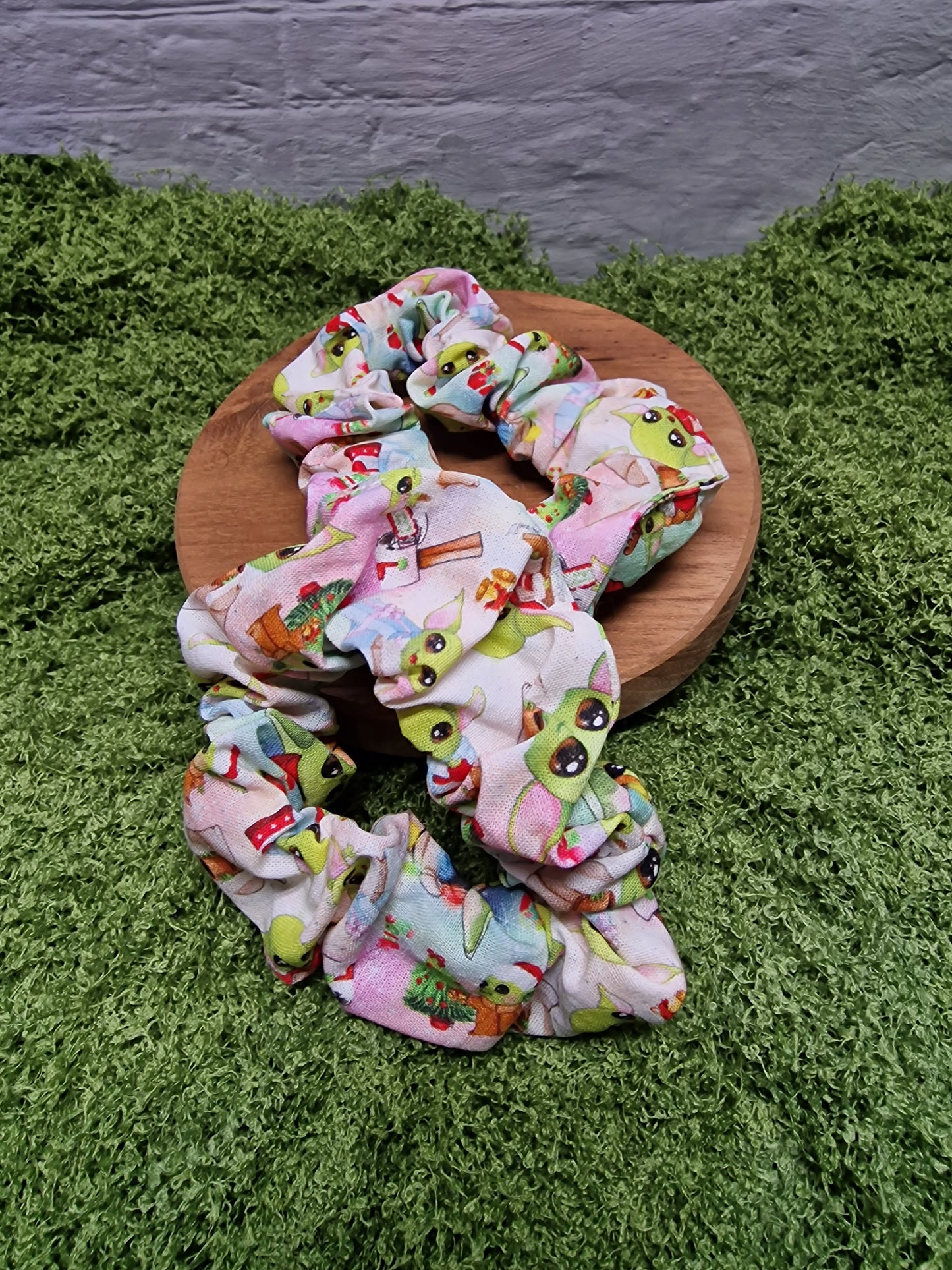 Scrunchie "Grogu Christmas"