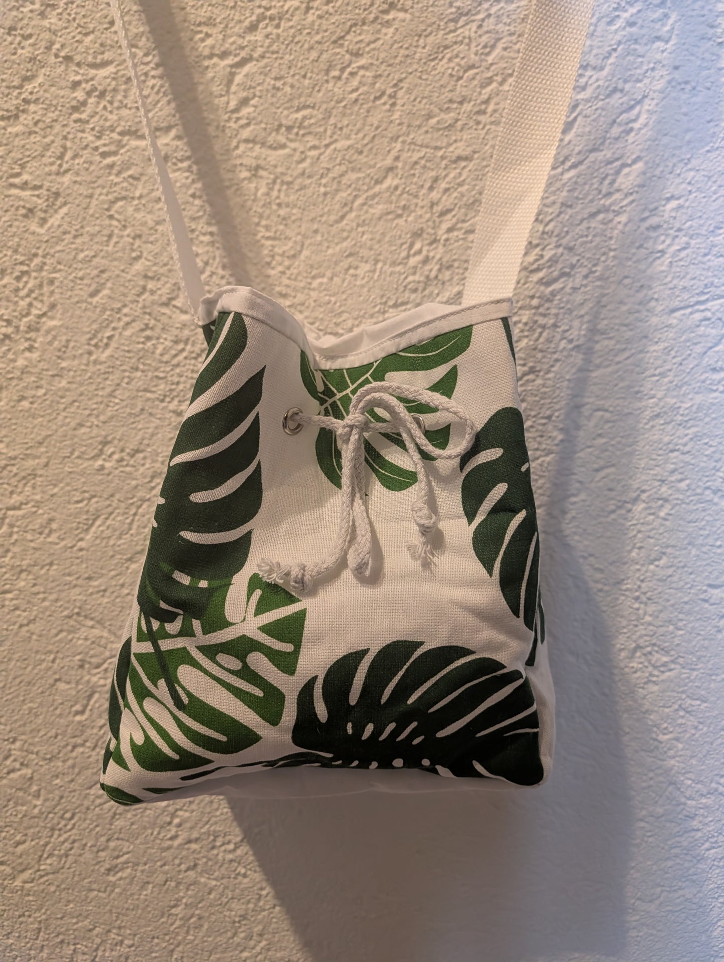 Kordeltasche *Monstera*