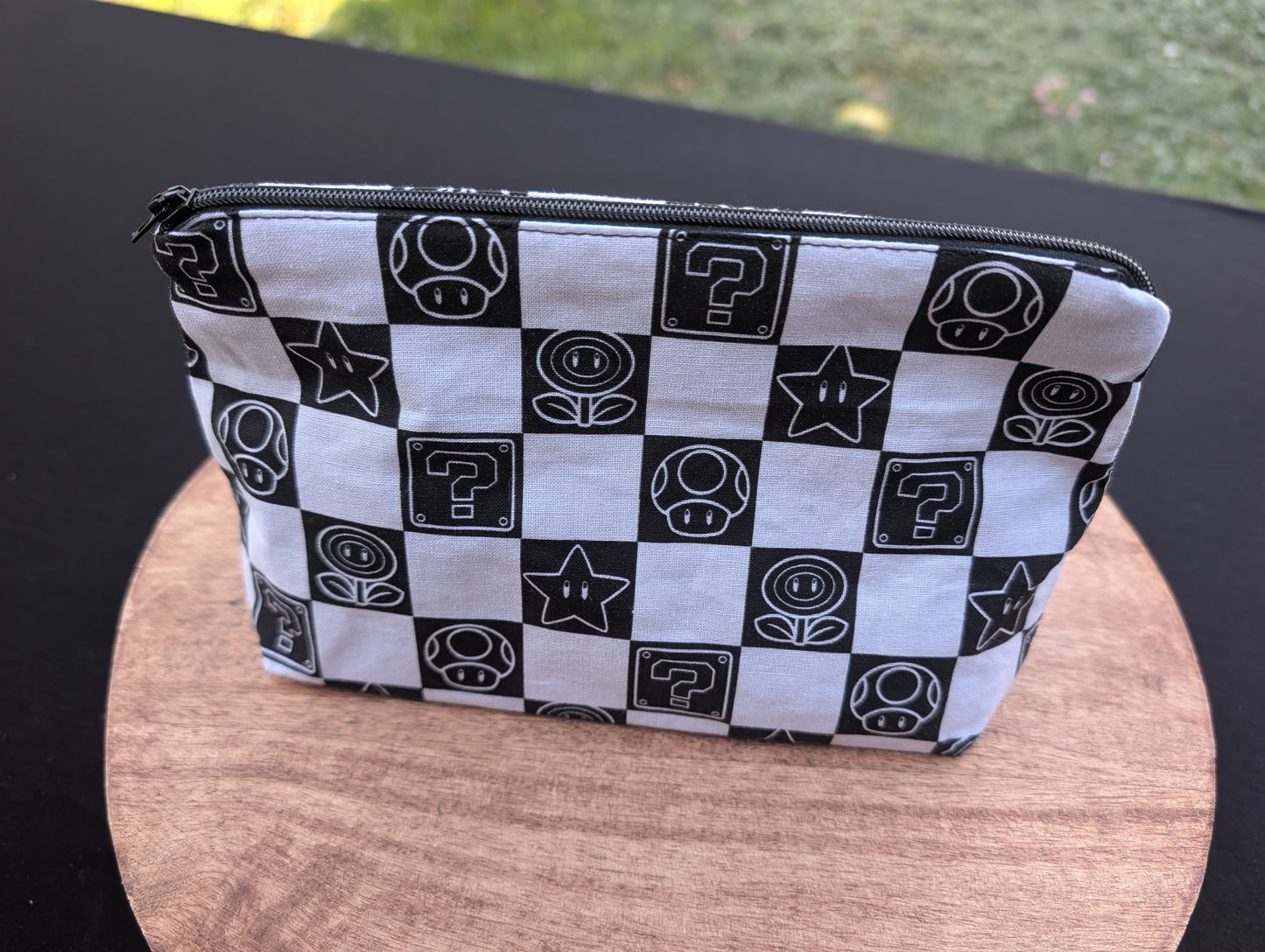 Kleine Kosmetiktasche *Super Mario s/w*