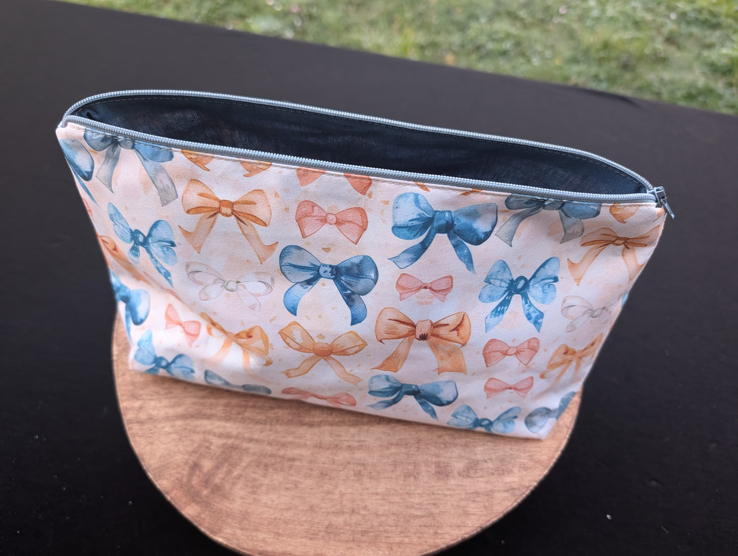 Grosse Kosmetiktasche *Schleife blau*