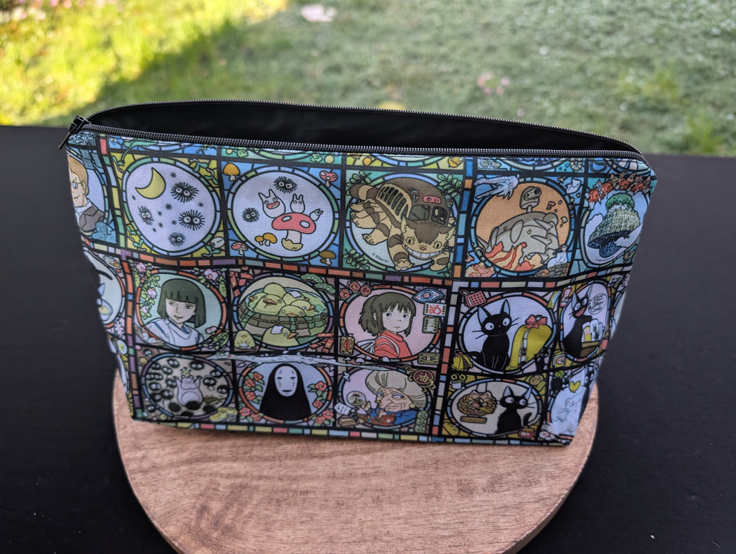 Grosse Kosmetiktasche *Ghibli Fenster*