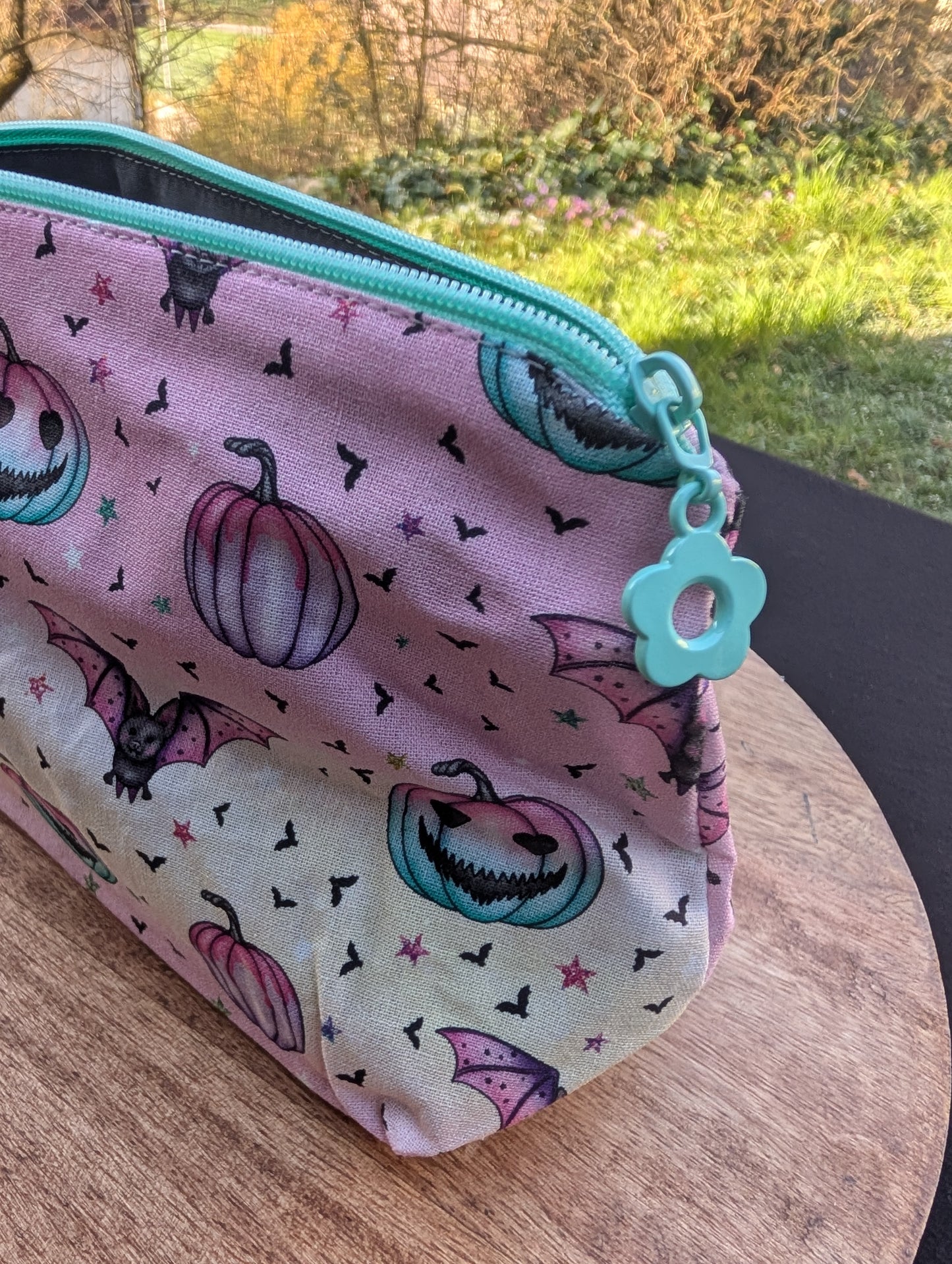 Kleine Kosmetiktasche *Pastel Halloween*