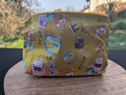 Kleine Kosmetiktasche *Ghibli Food*