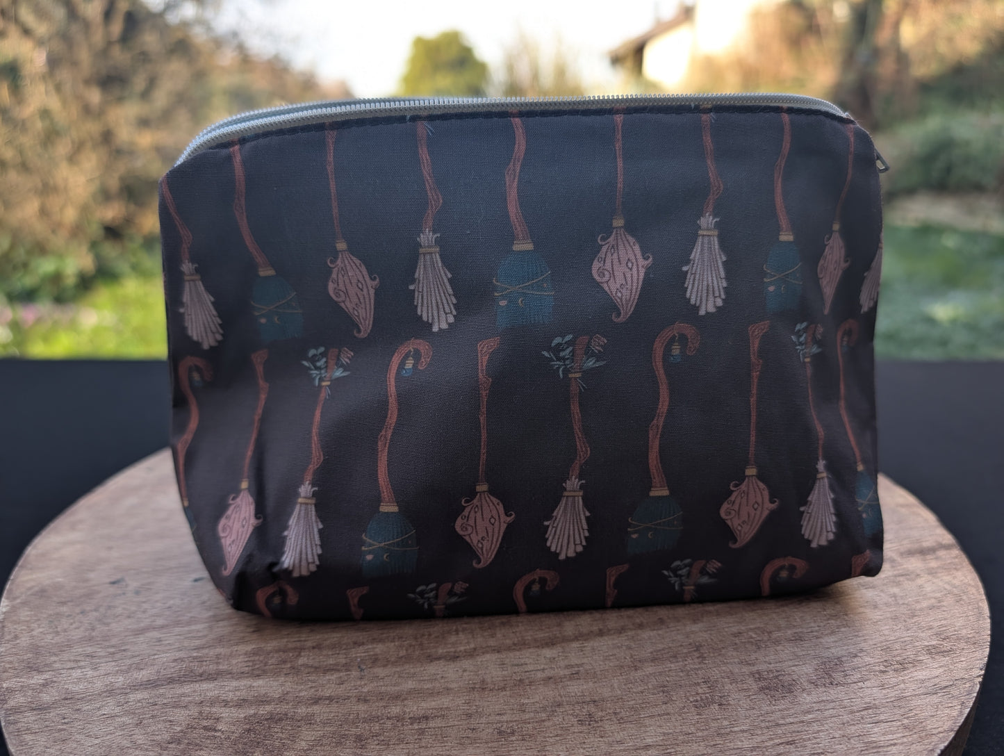 Kleine Kosmetiktasche *Hexenbesen*