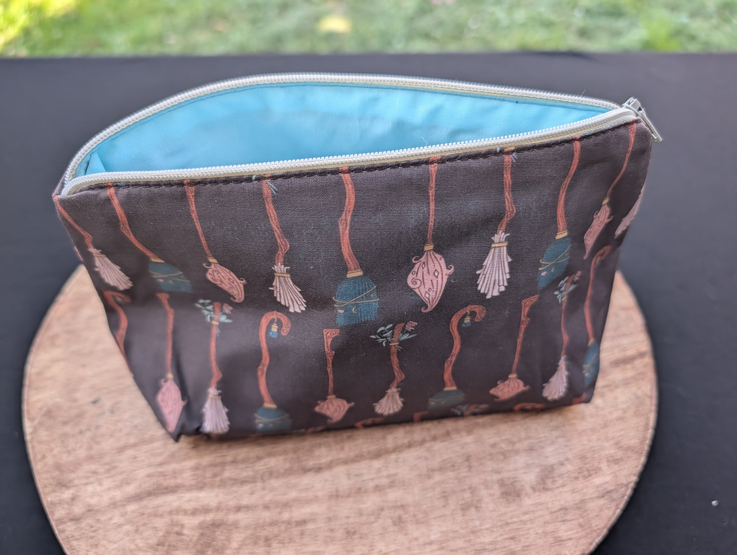 Kleine Kosmetiktasche *Hexenbesen*