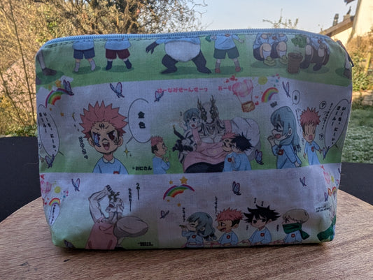 Kleine Kosmetiktasche *JJK School*