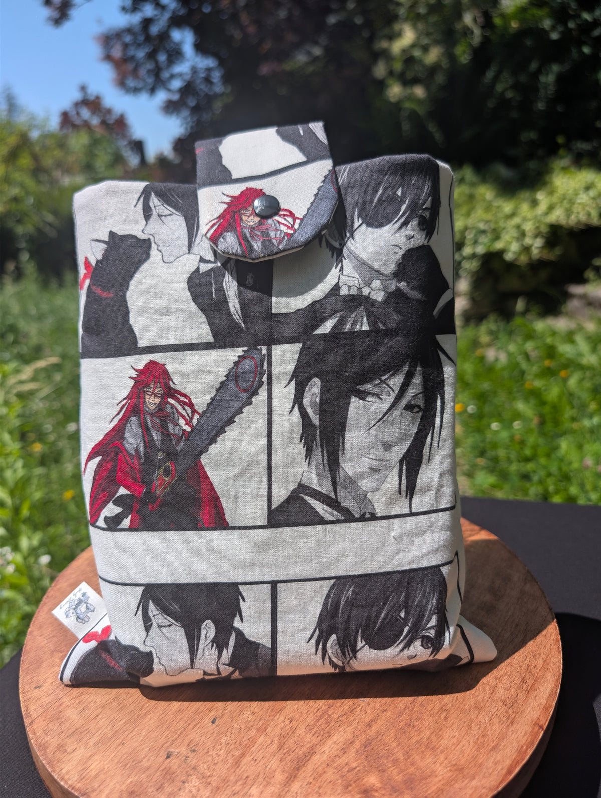 Booksleeve *The Dark Servant*