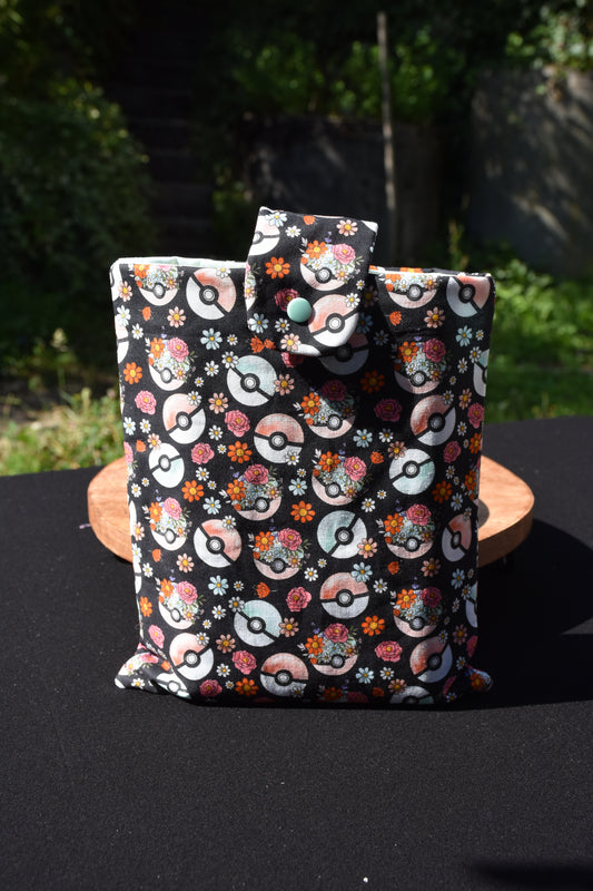 Booksleeve "Pokeball"