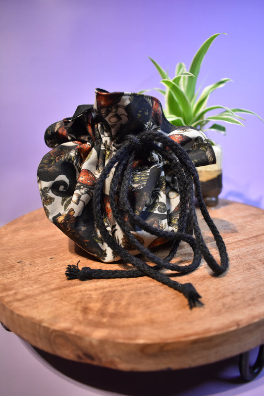 8er Dicebag "Wicca Hut"