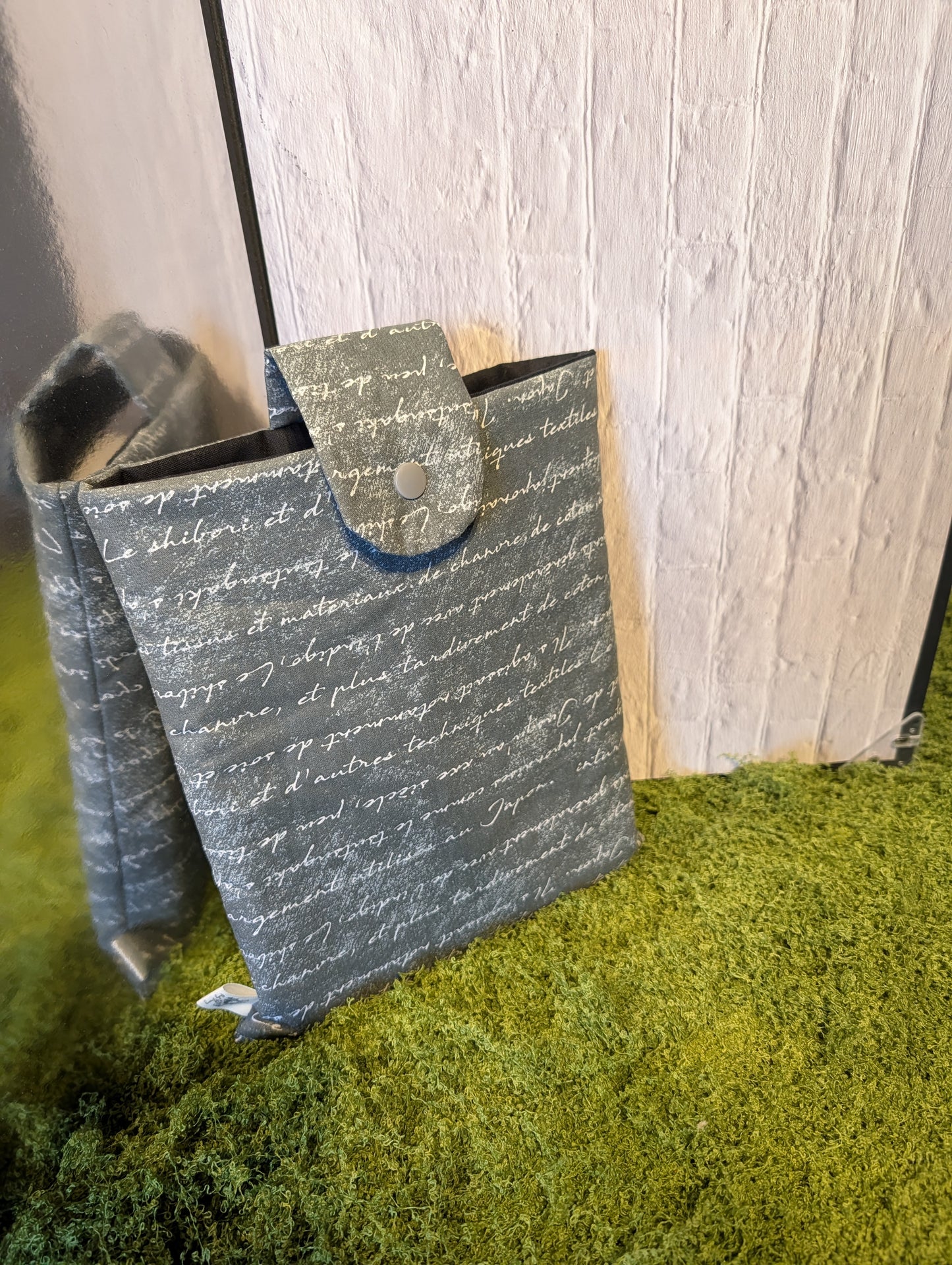 Booksleeve "Writer grau"